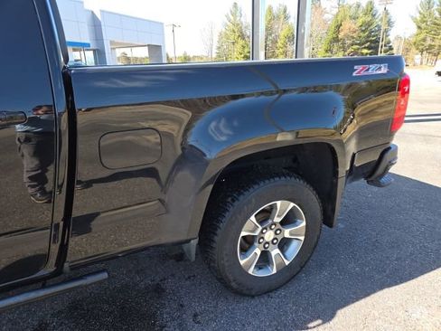 Used 2019 Chevrolet Colorado Z71 image 36