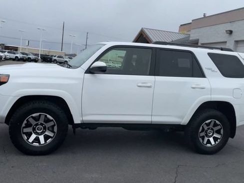 Used 2024 Toyota 4Runner TRD Off-Road AWD/4WD image 6