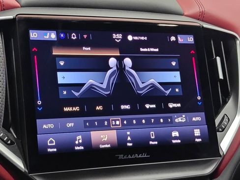 Used 2021 Maserati Ghibli S Q4 AWD/4WD image 39