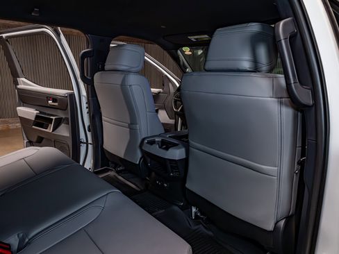 Used 2026 Toyota Tundra Limited image 28