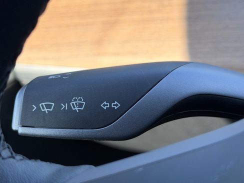 Used 2023 Tesla Model 3 Standard Range RWD image 47
