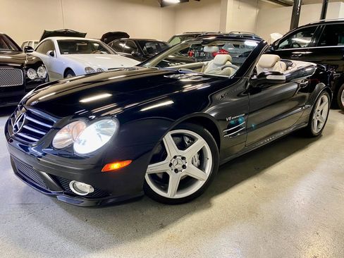 Used 2007 Mercedes-Benz SL 55 AMG image 2