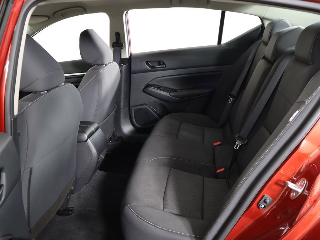 Used 2023 Nissan Altima 2.5 SV AWD/4WD image 30