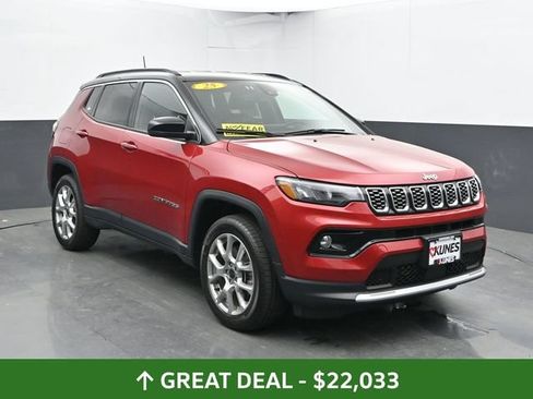 Used 2025 Jeep Compass Limited AWD/4WD image 7