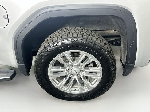 Used 2020 GMC Sierra 1500 SLT RWD image 11