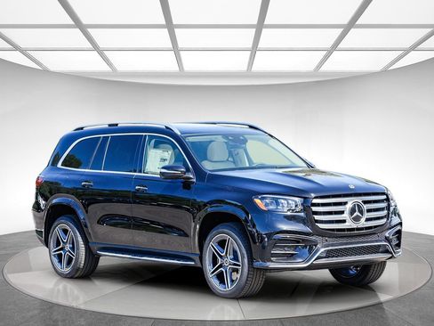 New 2026 Mercedes-Benz GLS 450 4MATIC image 5