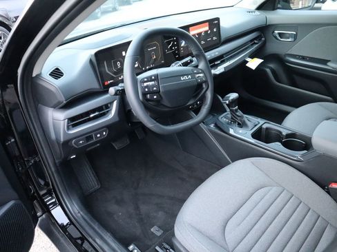 New 2025 Kia K4 EX image 26