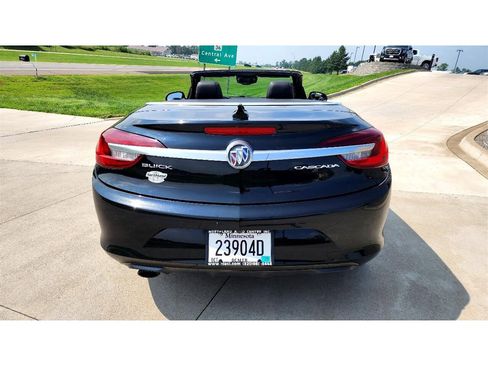 Used 2018 Buick Cascada Premium image 4