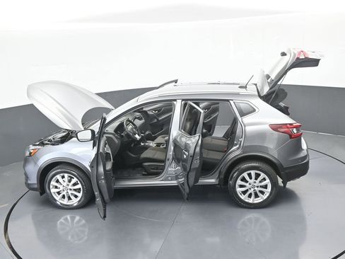 Used 2021 Nissan Rogue Sport SV image 68