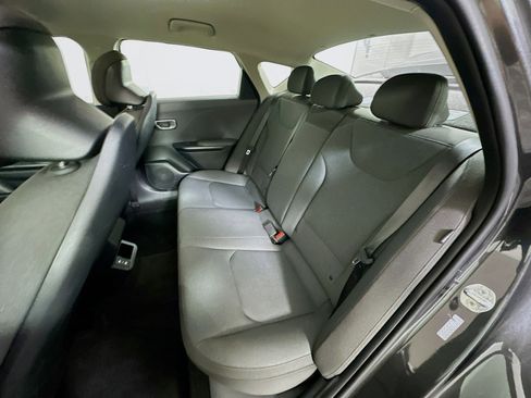 Used 2025 Kia K4 LXS image 27