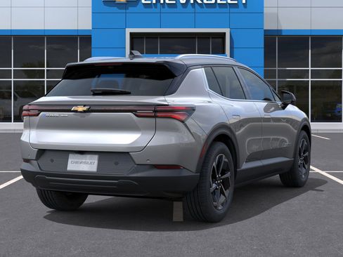 New 2026 Chevrolet Equinox EV LT AWD/4WD image 4