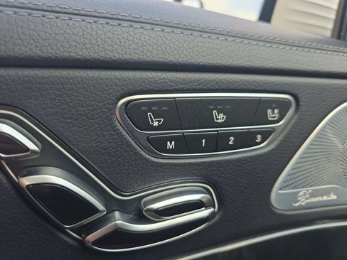 Used 2020 Mercedes-Benz S 560 4MATIC Sedan image 34