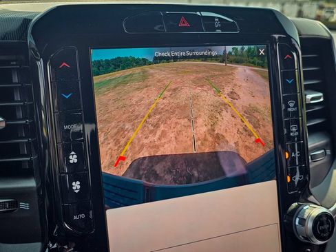 New 2026 RAM 3500 Big Horn AWD/4WD image 29