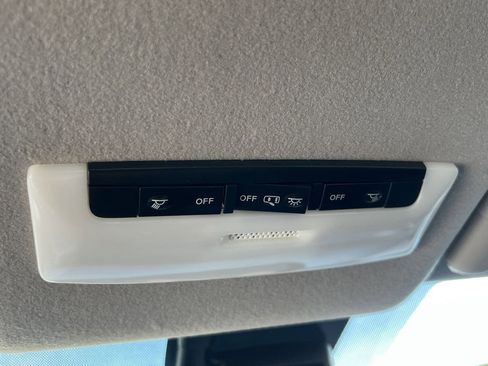 Certified 2024 Nissan Versa SV w/ Trunk Package image 20