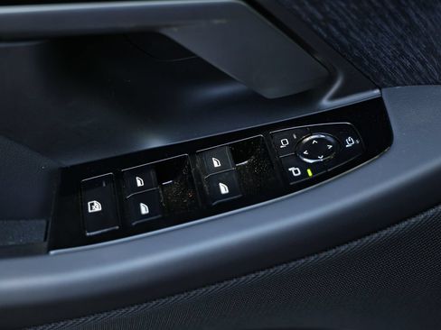 New 2027 BMW 530i w/ Premium Package RWD image 16