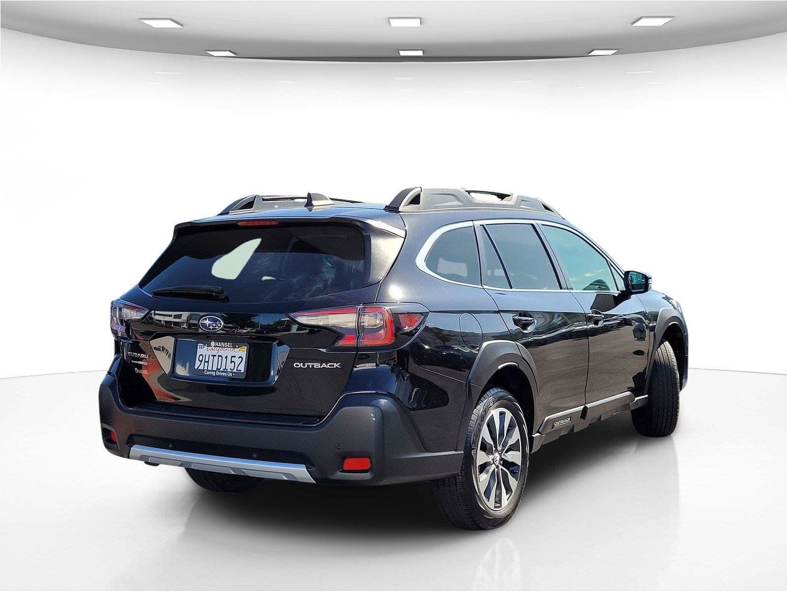 Certified 2023 Subaru Outback Limited AWD/4WD image 6
