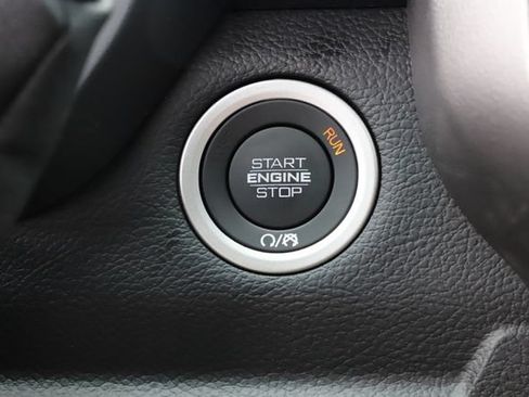New 2026 RAM 3500 Big Horn AWD/4WD image 32
