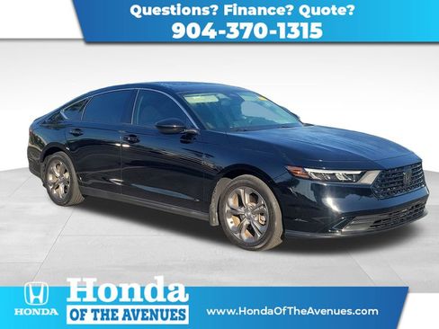 Used 2023 Honda Accord EX image 1