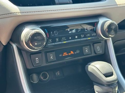 Used 2023 Toyota RAV4 XLE w/ Convenience Package AWD/4WD image 29