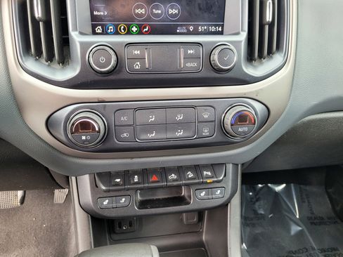 Used 2019 Chevrolet Colorado Z71 w/ Z71 Midnight Edition image 18