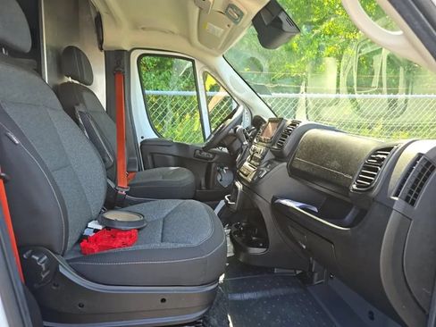 Used 2023 RAM ProMaster 3500 w/ Driver Convenience Group FWD image 10
