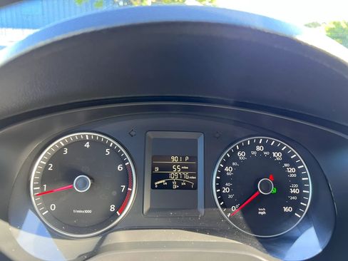 Used 2014 Volkswagen Jetta SE FWD image 16