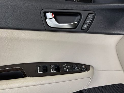 Used 2016 Kia Optima EX FWD image 19