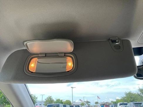 Certified 2021 Chrysler Pacifica Touring-L w/ Uconnect Theater Family Group FWD image 43