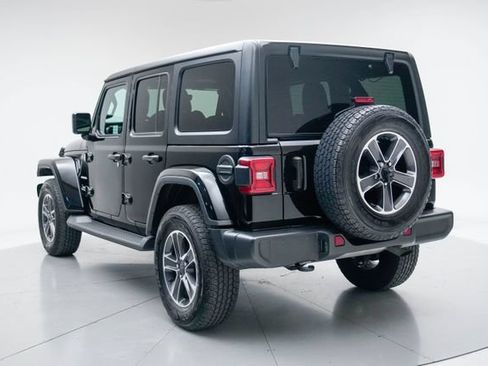 Used 2023 Jeep Wrangler Unlimited Sahara w/ LED Lighting Group AWD/4WD image 14