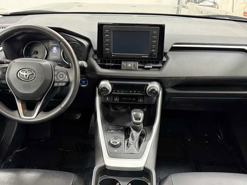 Certified 2021 Toyota RAV4 XLE Premium AWD/4WD image 26