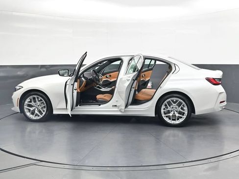 New 2026 BMW 330i Sedan w/ Premium Package RWD image 39