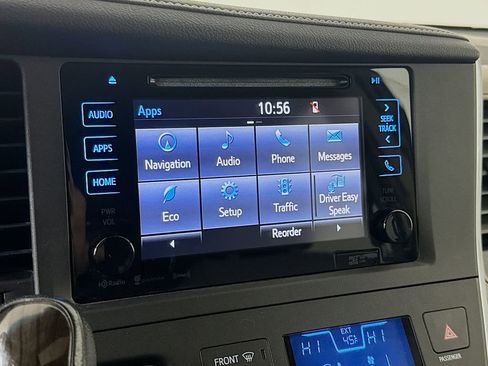 Used 2016 Toyota Sienna XLE image 13