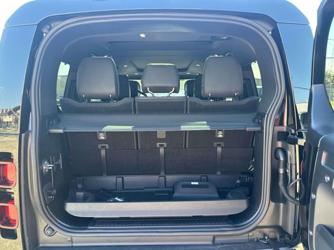 New 2025 Land Rover Defender 130 S image 7