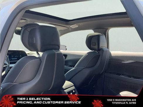 Used 2025 Cadillac Optiq Luxury 2 w/ LPO, Floor Liner Package AWD/4WD image 38