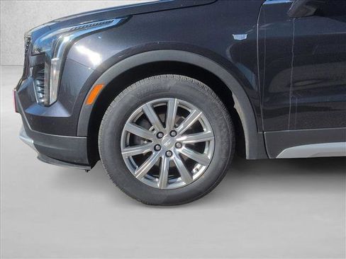 Used 2023 Cadillac XT4 Premium Luxury image 23