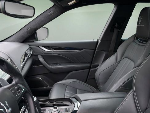 Used 2023 Maserati Levante Modena image 20
