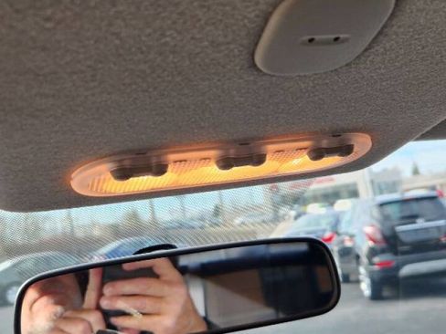 Used 2013 Nissan Juke S image 8