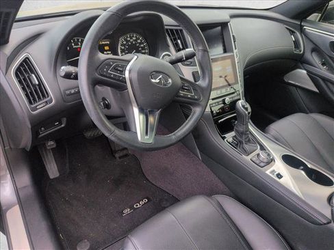 Used 2020 INFINITI Q60 3.0t Luxe w/ Essential Package image 9