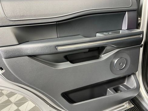 Used 2024 Ford Expedition XLT image 36