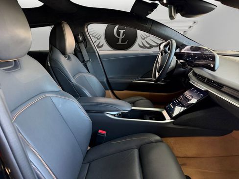 Used 2024 Lucid Air Touring image 14