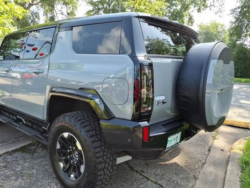 Used 2024 GMC Hummer EV 2X w/ Extreme Off-Road Package AWD/4WD image 5