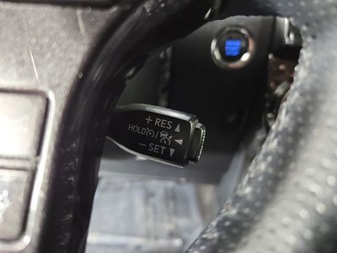 Used 2024 Toyota 4Runner TRD Off-Road Premium AWD/4WD image 24