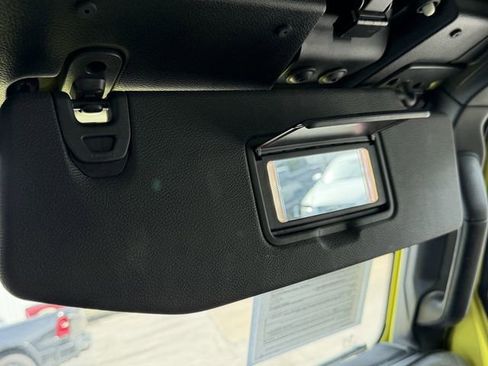 Used 2024 Jeep Gladiator Willys image 24