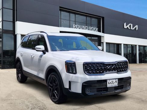 Certified 2025 Kia Telluride SX X-Line AWD/4WD image 3