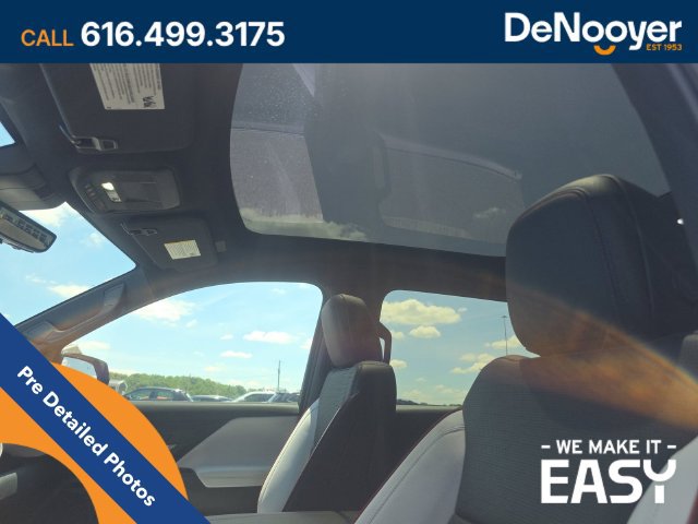 Used 2025 Chevrolet Silverado EV RST AWD/4WD image 17