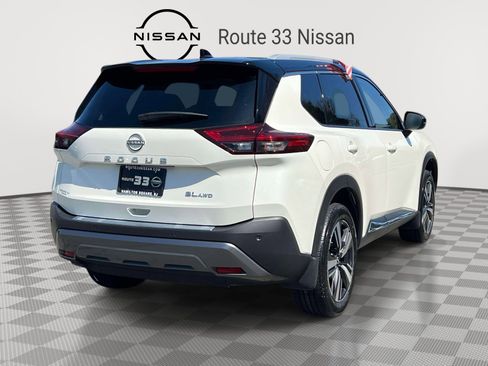 Used 2023 Nissan Rogue SL image 4