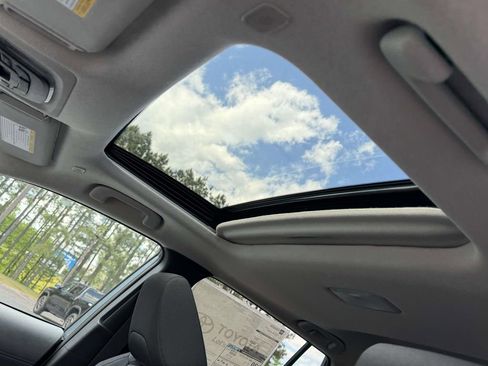 New 2026 Toyota Corolla Cross LE w/ Moonroof Package AWD/4WD image 18