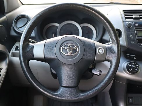 Used 2011 Toyota RAV4 4WD w/ Base L4 Extra Value Pkg image 19