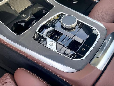 New 2026 BMW X5 xDrive40i image 8
