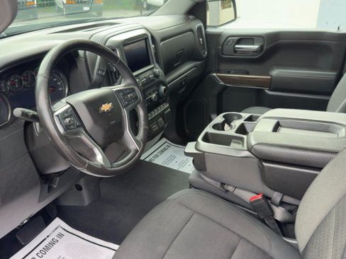 Used 2019 Chevrolet Silverado 1500 LT w/ All-Star Edition AWD/4WD image 9